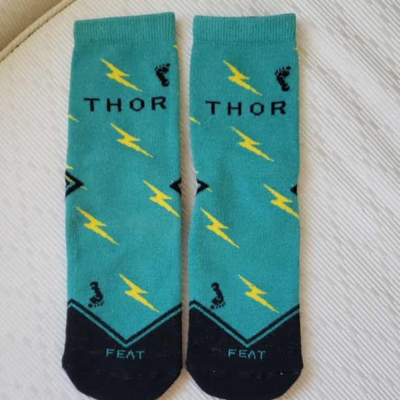 feat Accessories - New THOR socks